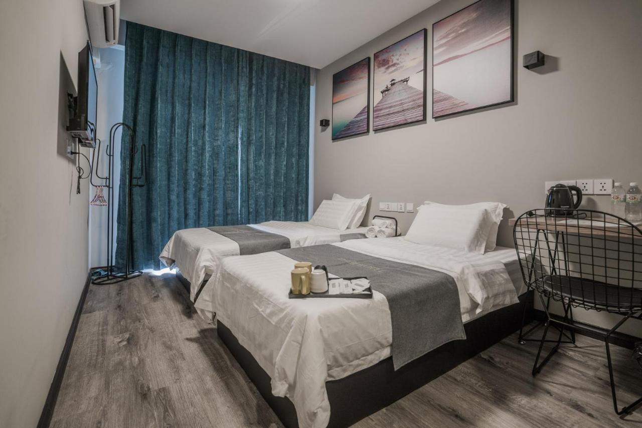 Paly Hotel เซมปอร์นา ภายนอก รูปภาพ